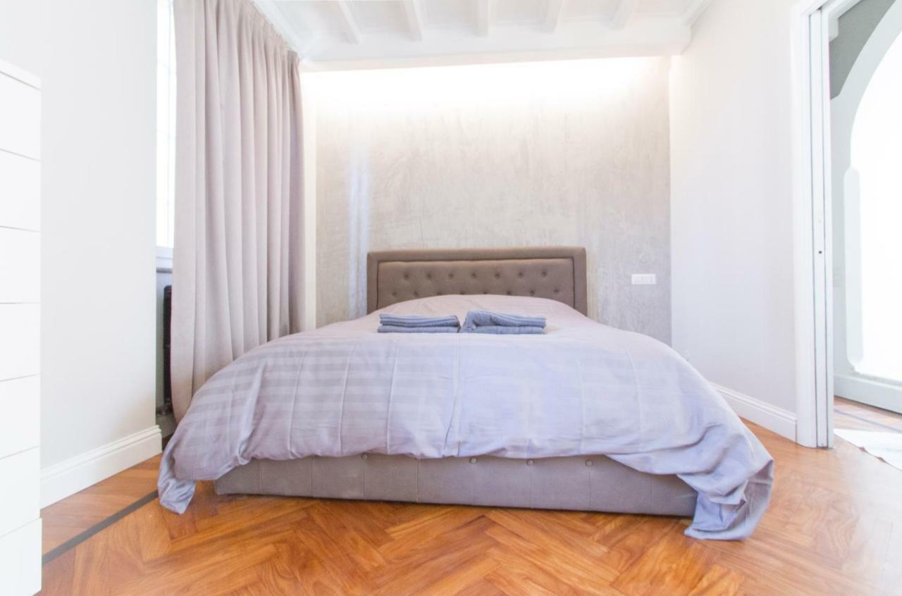 Elegante E Completamente Arredato Apt In Duomo Милан Экстерьер фото