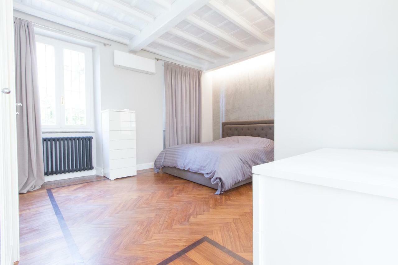 Elegante E Completamente Arredato Apt In Duomo Милан Экстерьер фото