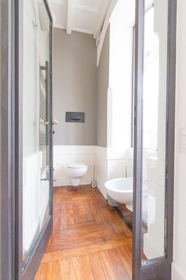 Elegante E Completamente Arredato Apt In Duomo Милан Экстерьер фото