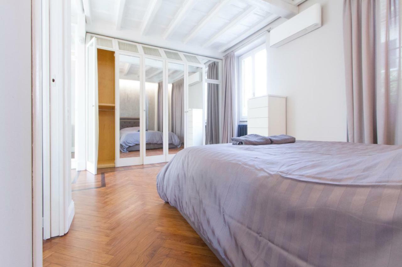 Elegante E Completamente Arredato Apt In Duomo Милан Экстерьер фото